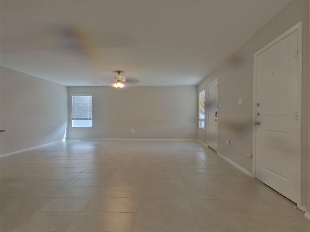 11832 Mancos Trail Rhome, TX 76078 - Photo 3 of 17