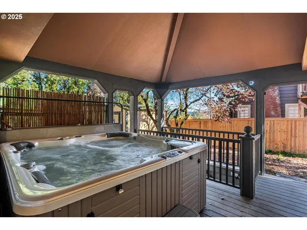 $615,000 | 994 Northwest Wallula Avenue, Gresham, OR 97030