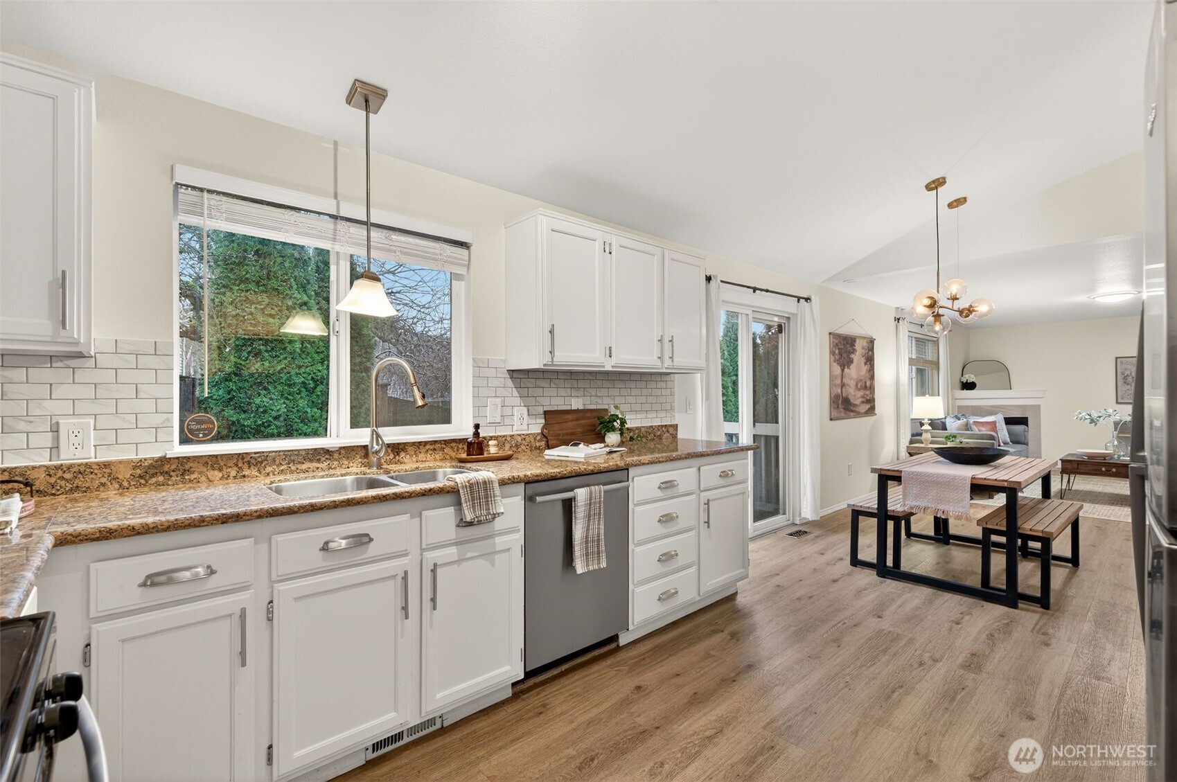 311 168th Place Southeast Bothell, WA 98012 - Photo 12 of 28