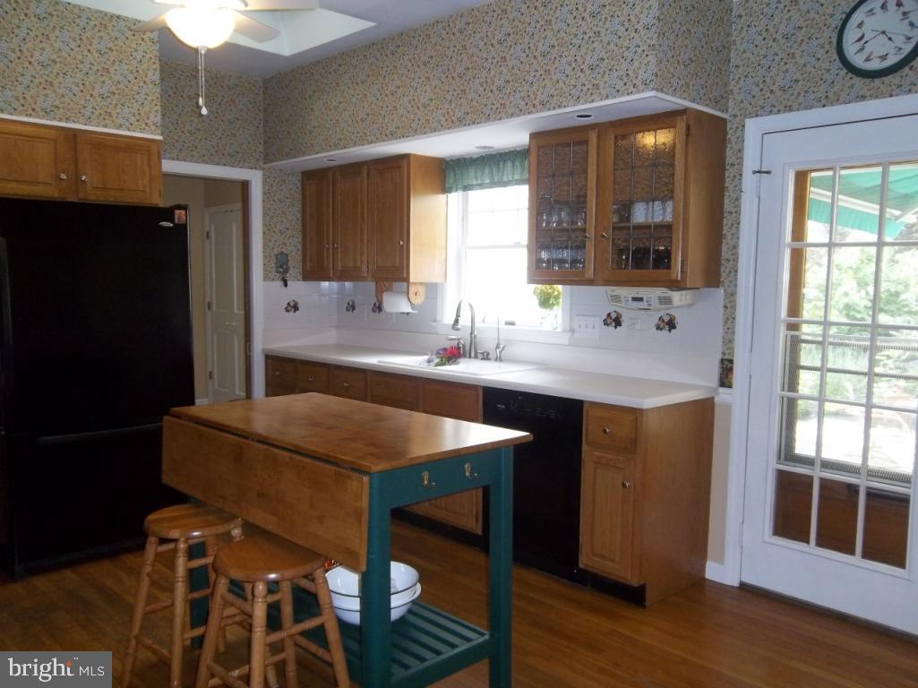 2601 Spring Valley Road Lancaster, PA 17601 - Photo 5 of 26 Gallery Image 5