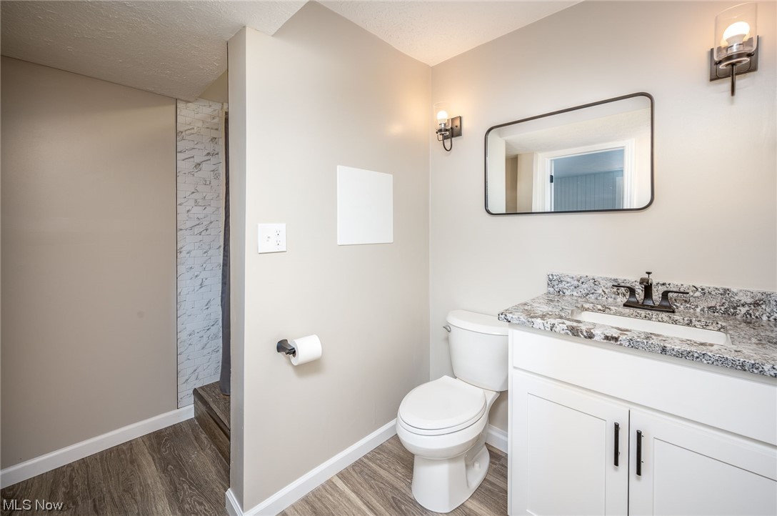 4482 Windfall Road Medina, OH 44256 - Photo 17 of 22 Bathroom #2