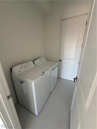 $2,000 | 331 Rawlings Avenue, Lehigh Acres, FL 33974