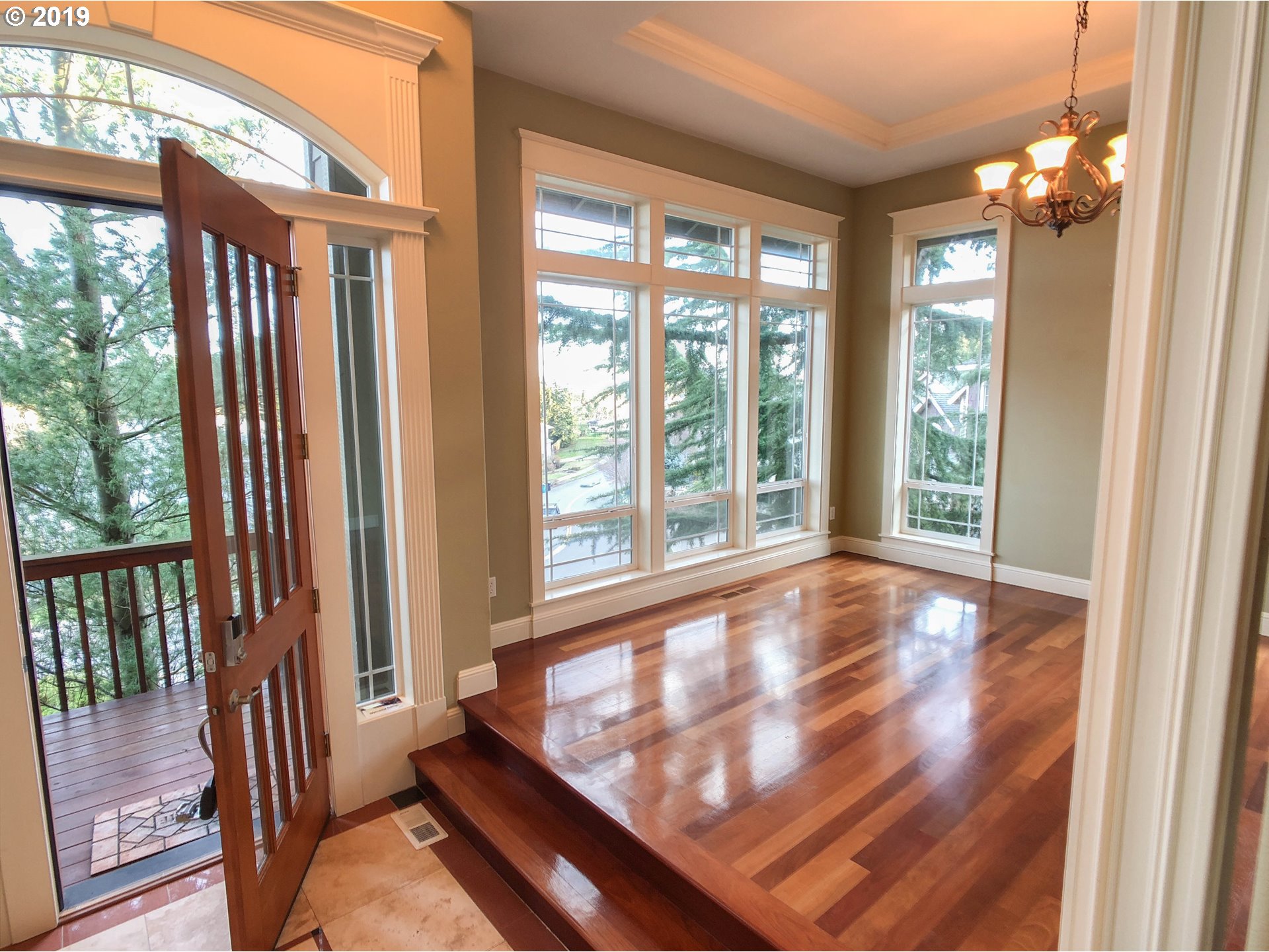 2906 Northwest Valley Street Camas, WA 98607 - Photo 3 of 32 Gallery Image 3