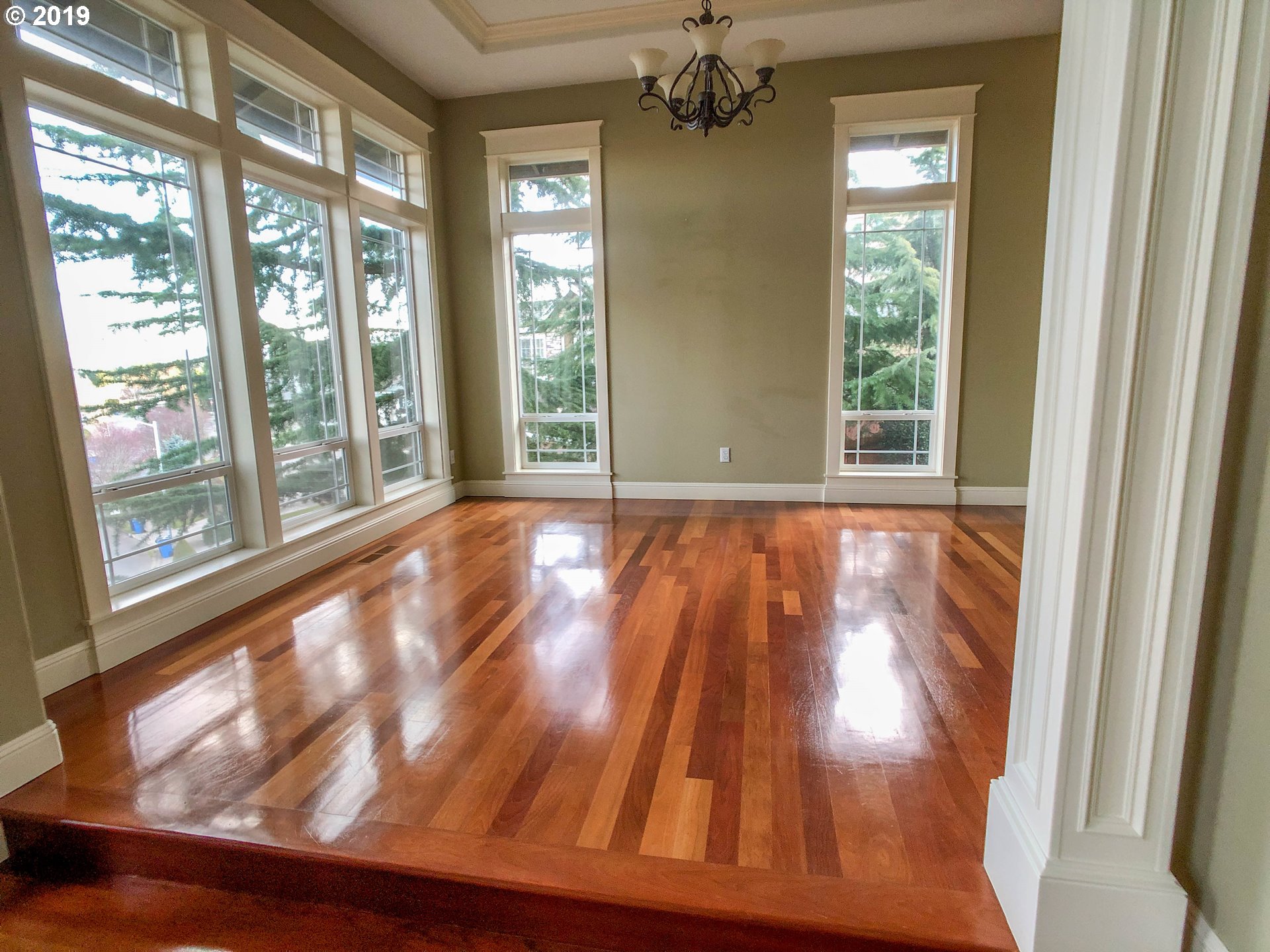 2906 Northwest Valley Street Camas, WA 98607 - Photo 5 of 32 Gallery Image 5