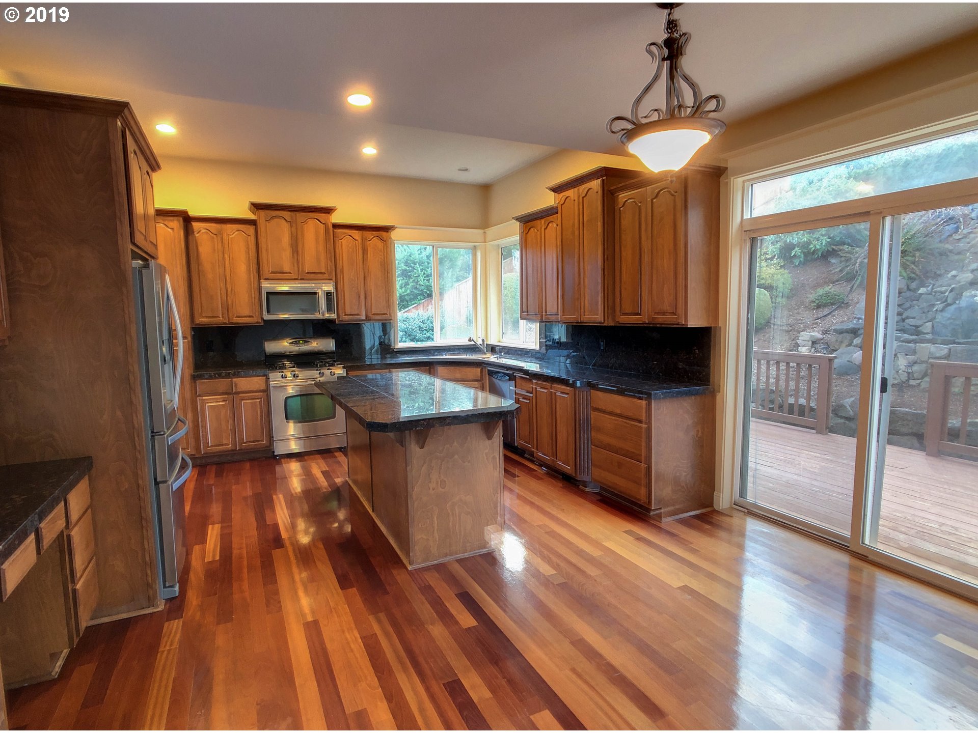 2906 Northwest Valley Street Camas, WA 98607 - Photo 7 of 32 Gallery Image 7