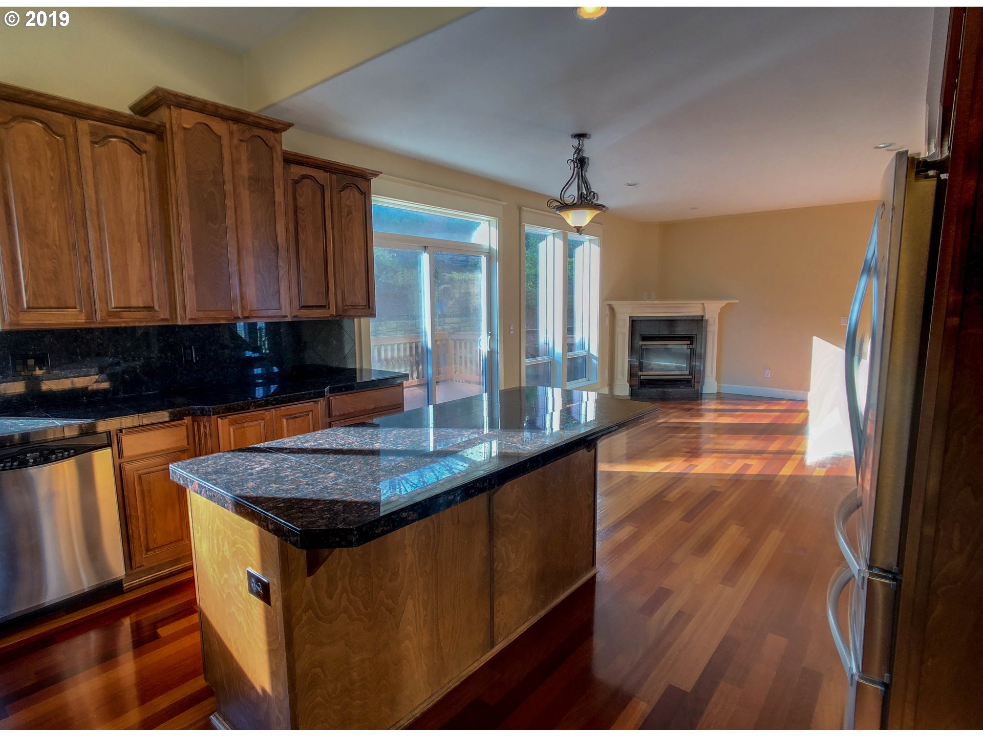 2906 Northwest Valley Street Camas, WA 98607 - Photo 9 of 32 Gallery Image 9