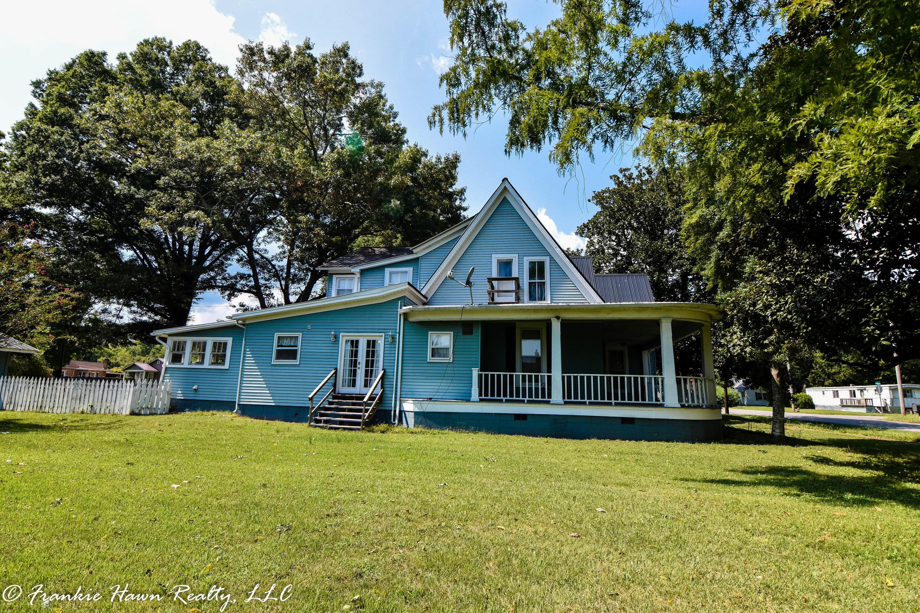 303 West Rhea Avenue Spring City, TN 37381 - Photo 28 of 40 Yard