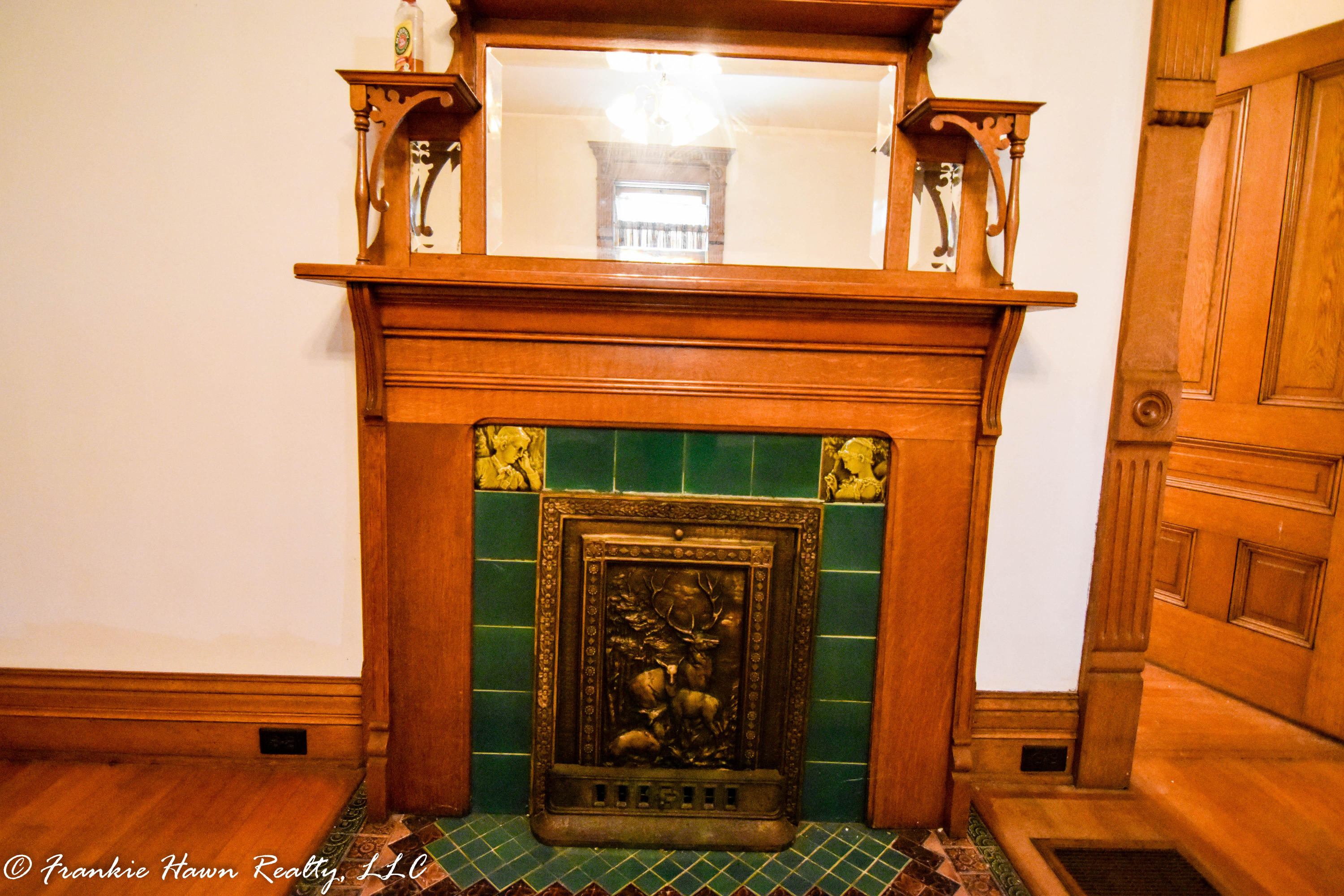 303 West Rhea Avenue Spring City, TN 37381 - Photo 5 of 40 Fireplace