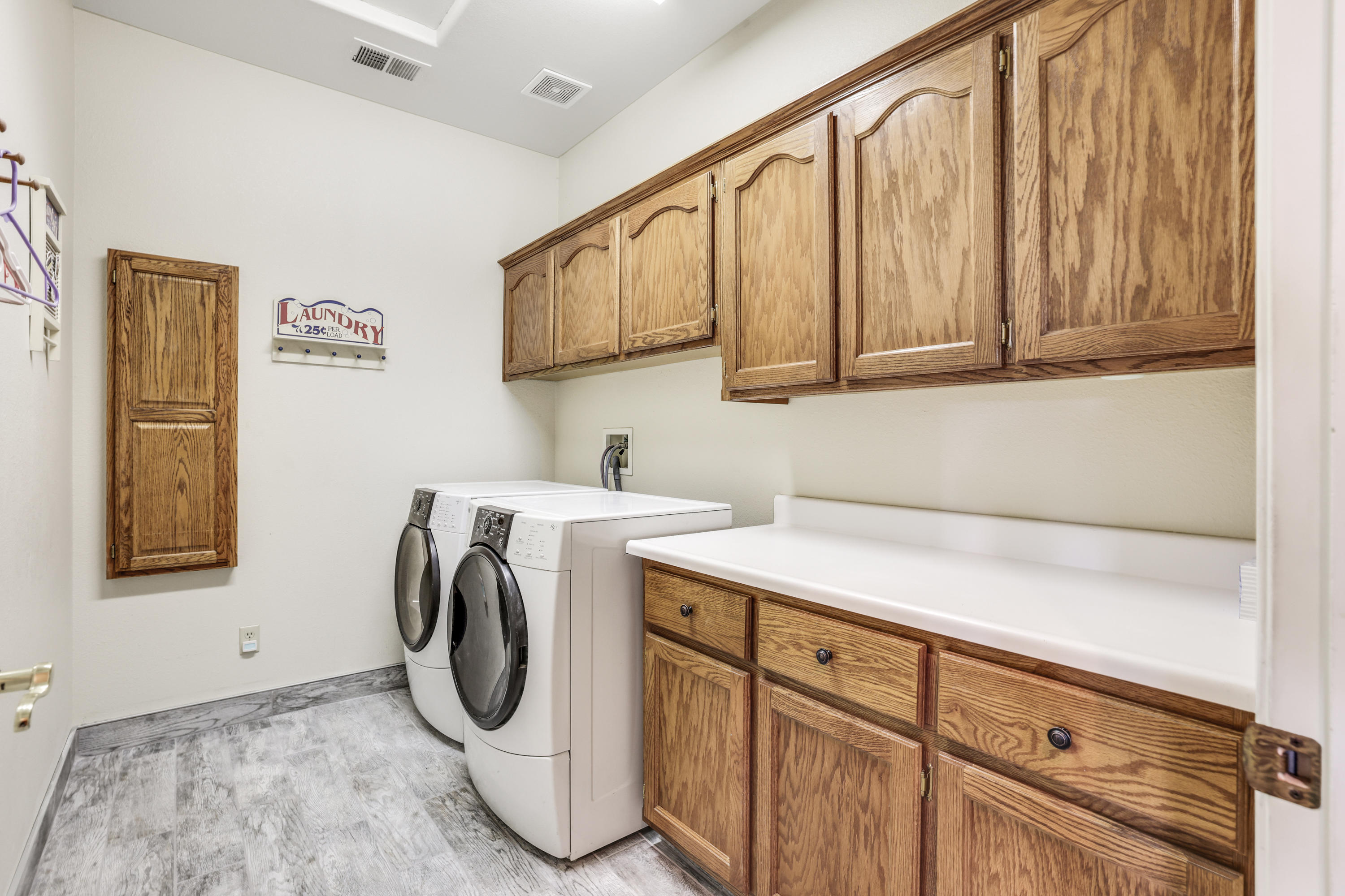 1310 South Anderson Road Exeter, CA 93221 - Photo 25 of 124 d50a7672-d50a7674