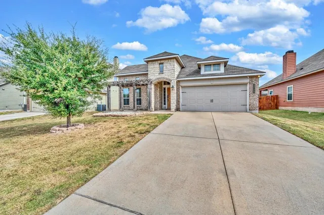 $315,000 | 2720 Beutel Road, Lorena, TX 76655