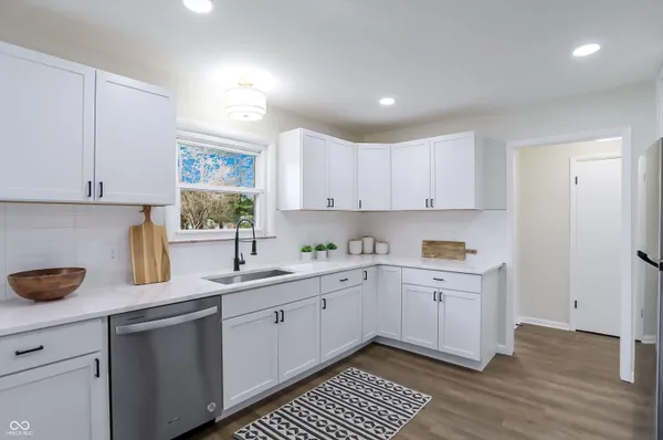 $329,900 | 4749 Kessler View Drive, Indianapolis, IN 46220