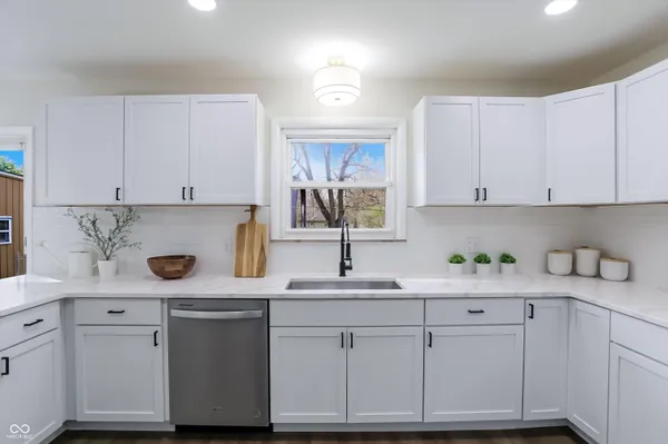 $329,900 | 4749 Kessler View Drive, Indianapolis, IN 46220