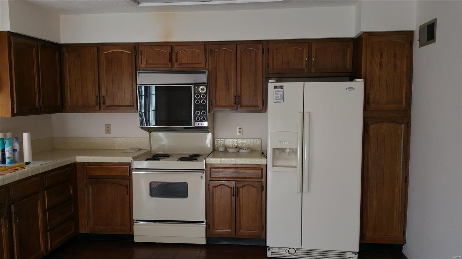 2626 Hampton Road, Unit D St. Charles, MO 63303 - Photo 8 of 15 Gallery Image 8