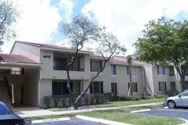 $2,000 | 741 Lyons Road, Unit 17203, Coconut Creek, FL 33063