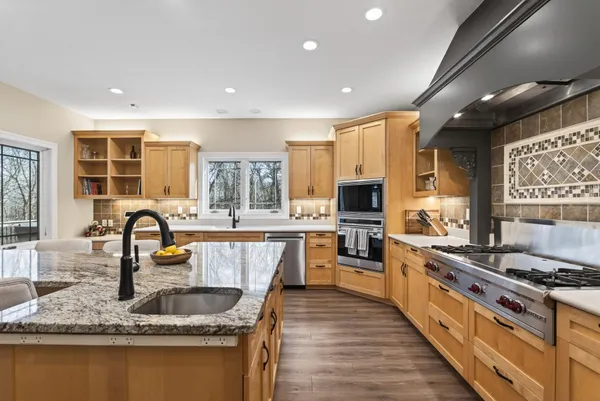 $1,049,900 | 1865 155th Street Northwest, Monticello, MN 55362