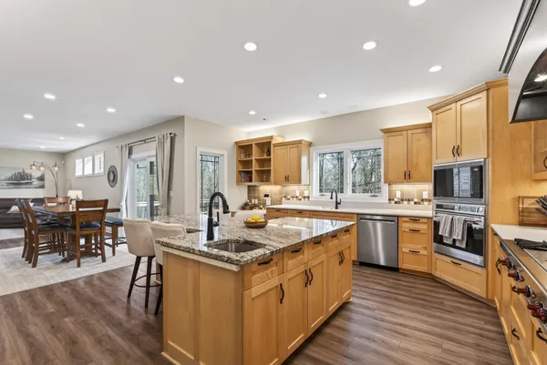 $995,000 | 1865 155th Street Northwest, Monticello, MN 55362