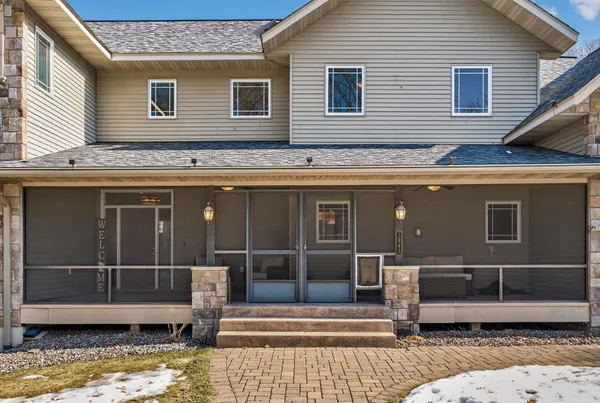 $995,000 | 1865 155th Street Northwest, Monticello, MN 55362