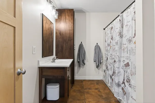 $1,049,900 | 1865 155th Street Northwest, Monticello, MN 55362