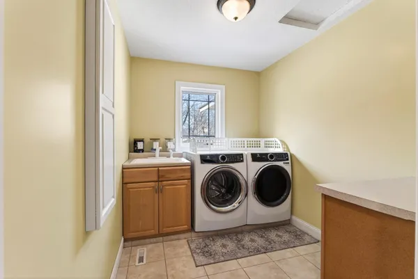 $1,049,900 | 1865 155th Street Northwest, Monticello, MN 55362