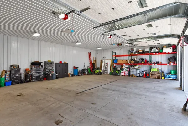 $995,000 | 1865 155th Street Northwest, Monticello, MN 55362