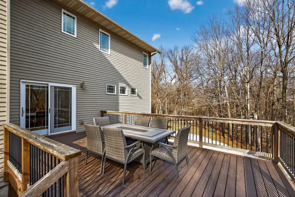 $995,000 | 1865 155th Street Northwest, Monticello, MN 55362