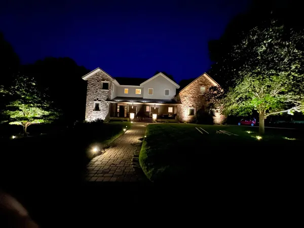 $1,049,900 | 1865 155th Street Northwest, Monticello, MN 55362