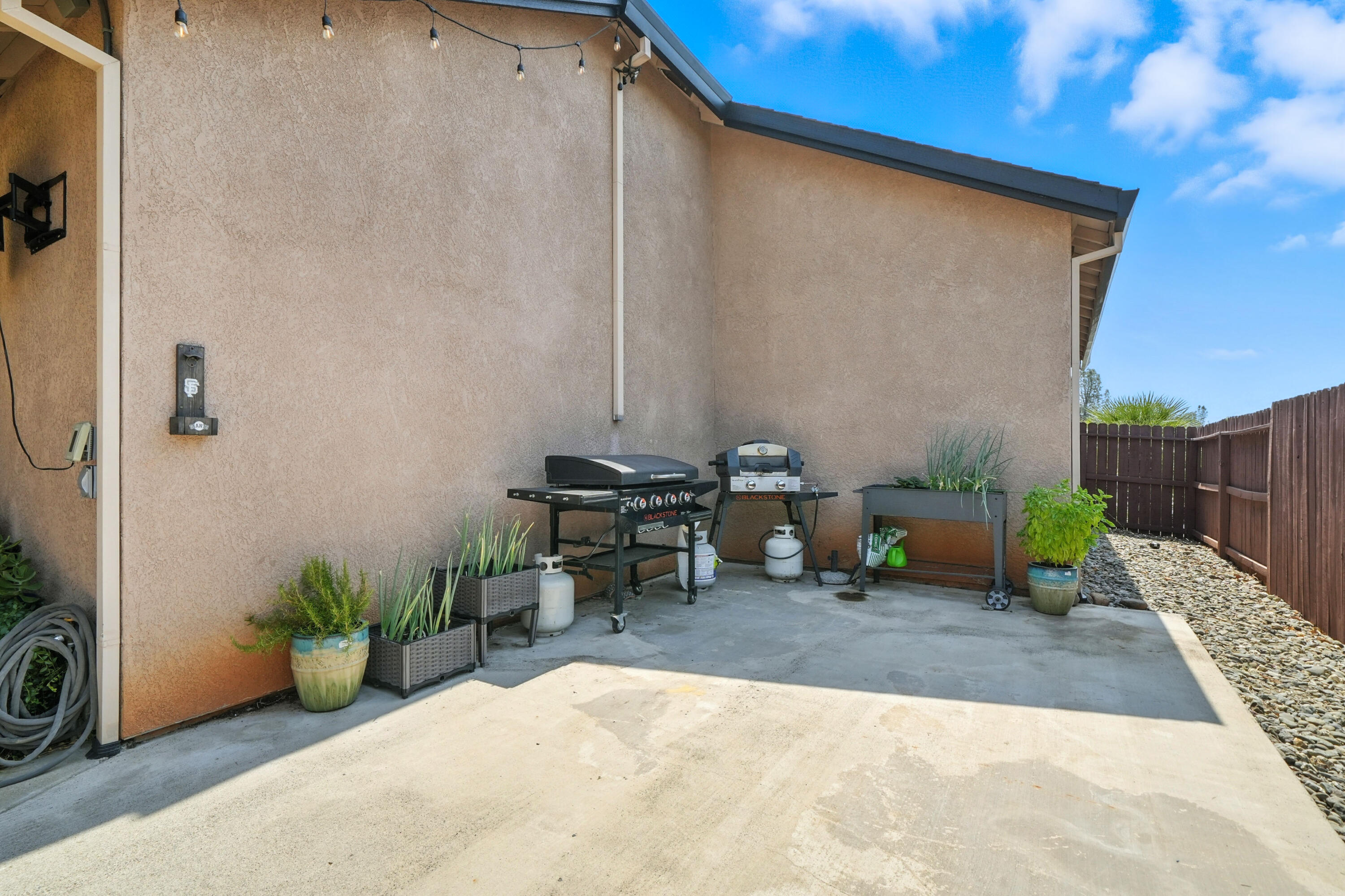 1926 Tarmac Road Redding, CA 96003 - Photo 31 of 39 IMG-54