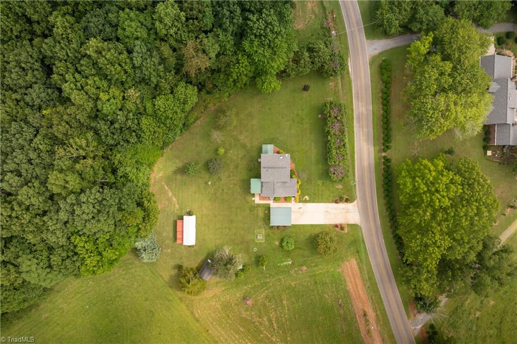 205 Snody Road Mount Airy, NC 27030 - Photo 5 of 50 Gallery Image 5