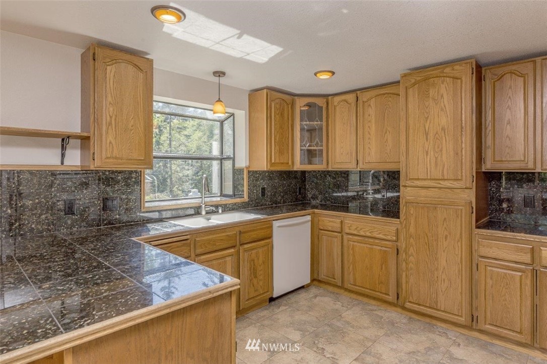 6050 Oak Bay Road Port Ludlow, WA 98365 - Photo 13 of 25 Gallery Image 13