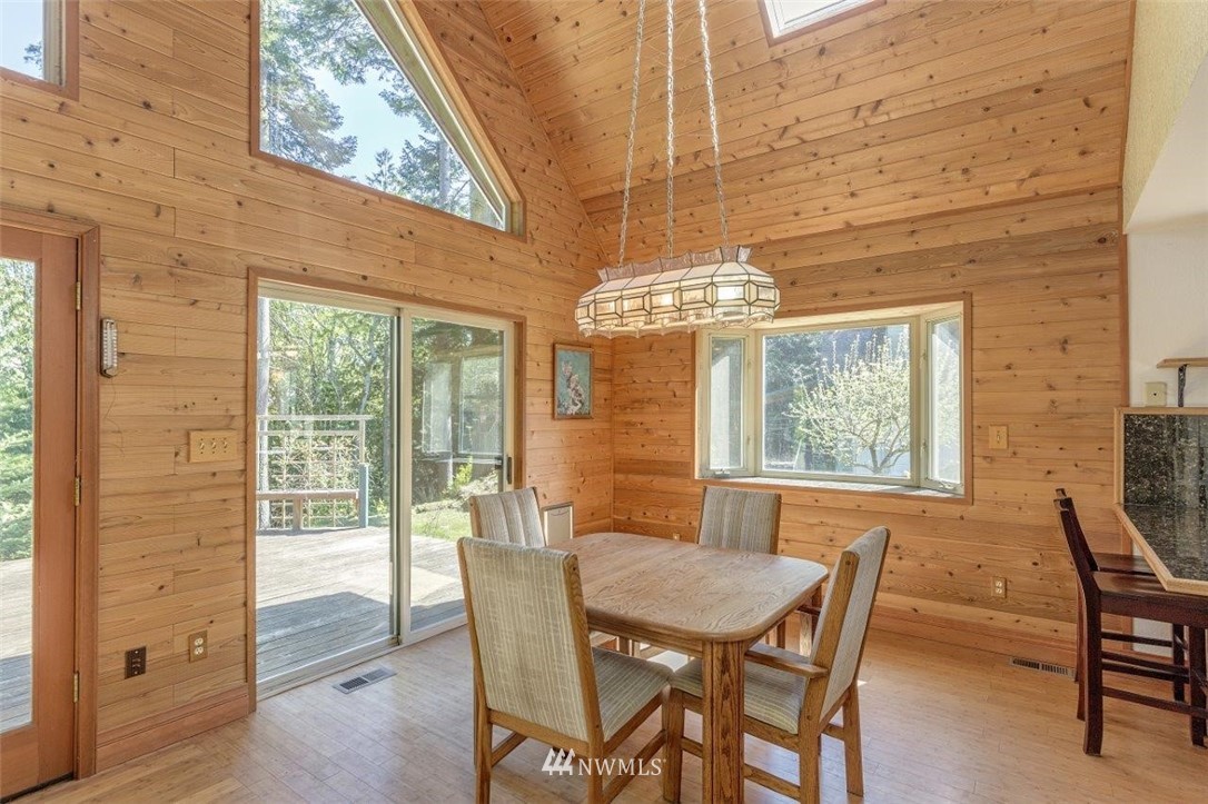 6050 Oak Bay Road Port Ludlow, WA 98365 - Photo 10 of 25 Gallery Image 10