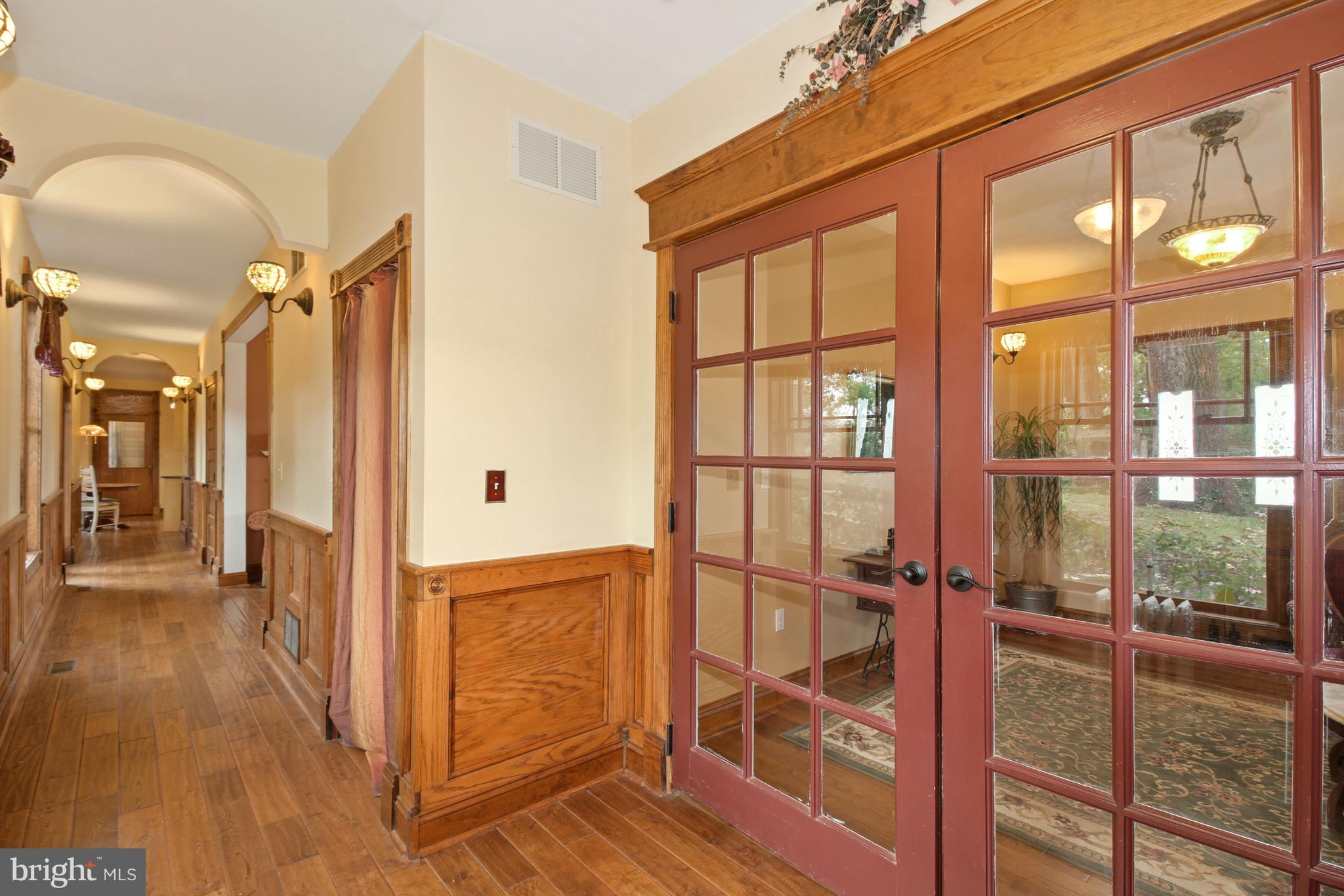 5109 South Rolling Road Halethorpe, MD 21227 - Photo 38 of 60 Hallway