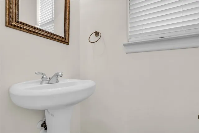 $425,000 | 1803 Stacy Crest, Houston, TX 77008