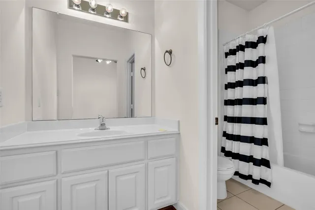 $425,000 | 1803 Stacy Crest, Houston, TX 77008