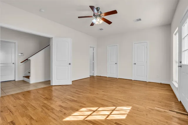 $425,000 | 1803 Stacy Crest, Houston, TX 77008