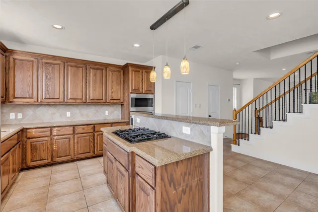 $425,000 | 1803 Stacy Crest, Houston, TX 77008