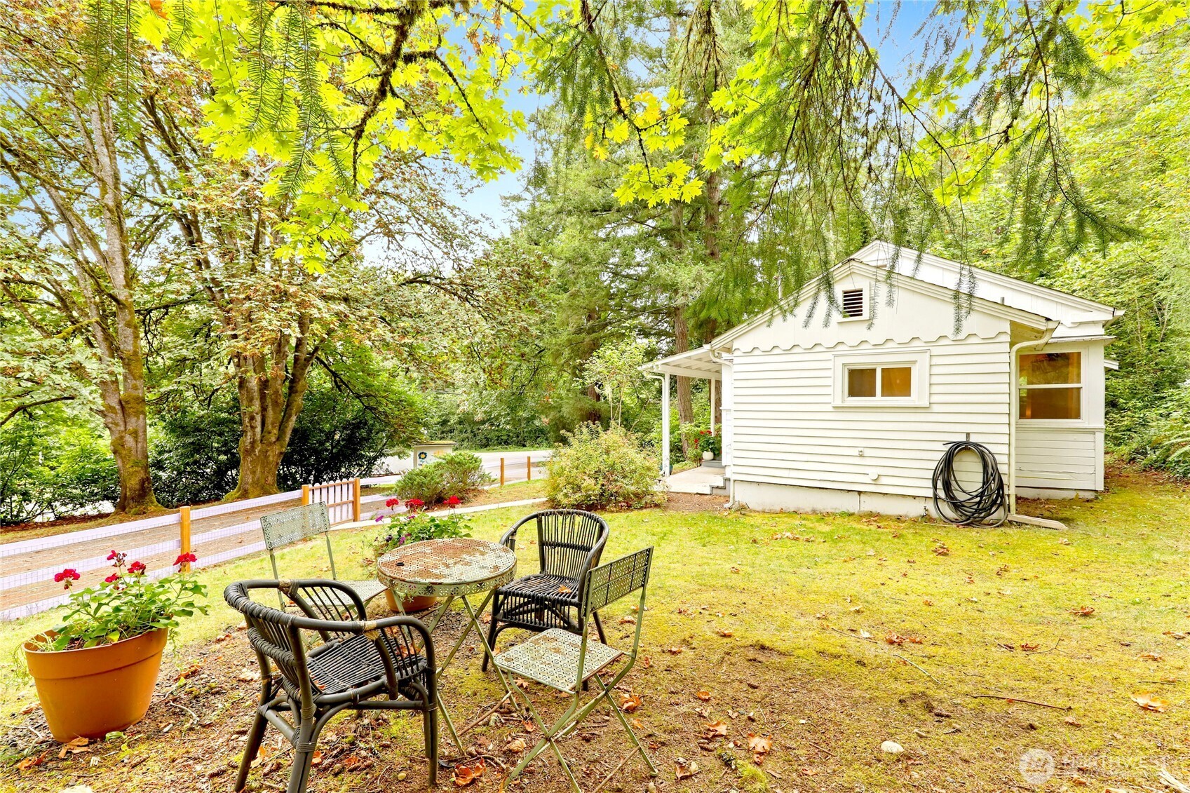 9310 Miller Road Northeast Bainbridge Island, WA 98110 - Photo 26 of 40