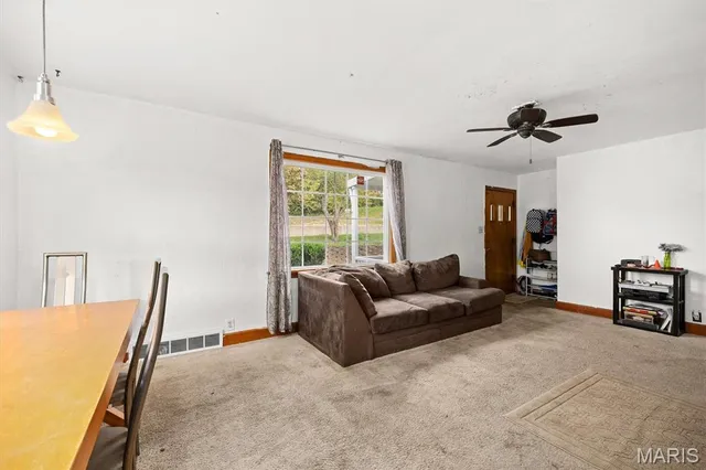 $119,900 | 312 East Ofallon Drive, Caseyville, IL 62232