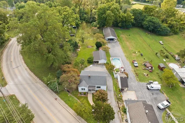 $119,900 | 312 East Ofallon Drive, Caseyville, IL 62232