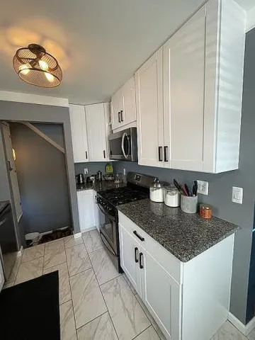 $369,900 | 4142 Buckingham Avenue, Berkley, MI 48072