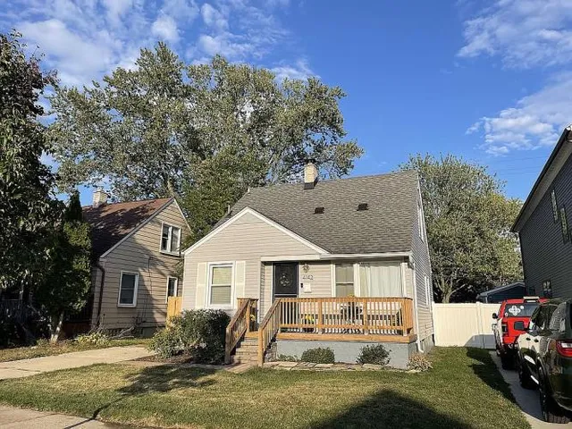 $369,900 | 4142 Buckingham Avenue, Berkley, MI 48072