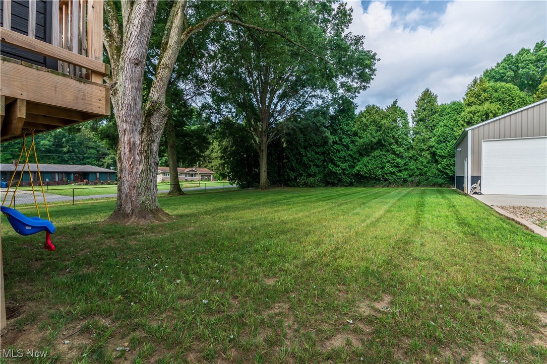 1566 Sunnyacres Road Akron, OH 44321 - Photo 12 of 34