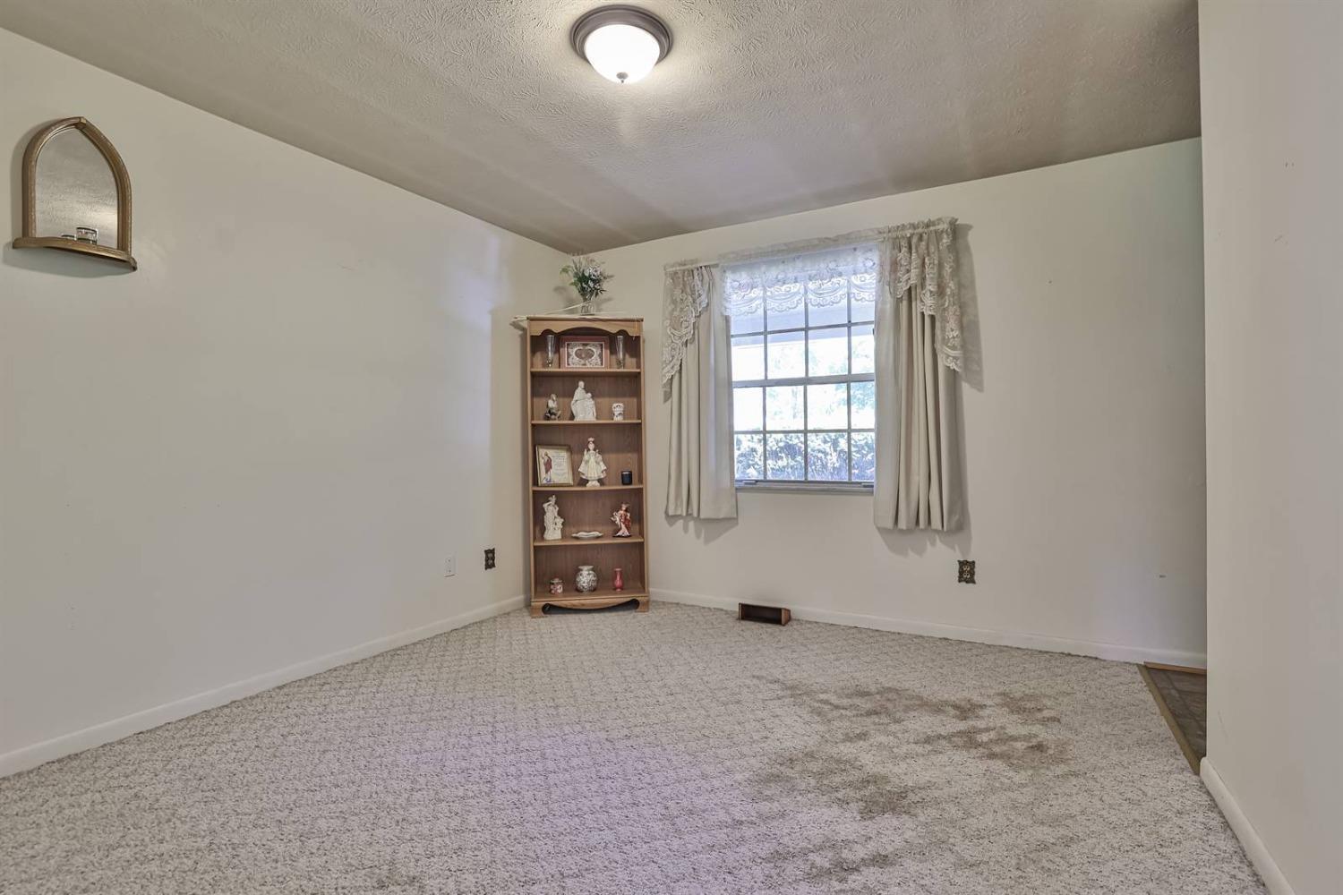11291 Hanover Road Forest Park, OH 45240 - Photo 10 of 42