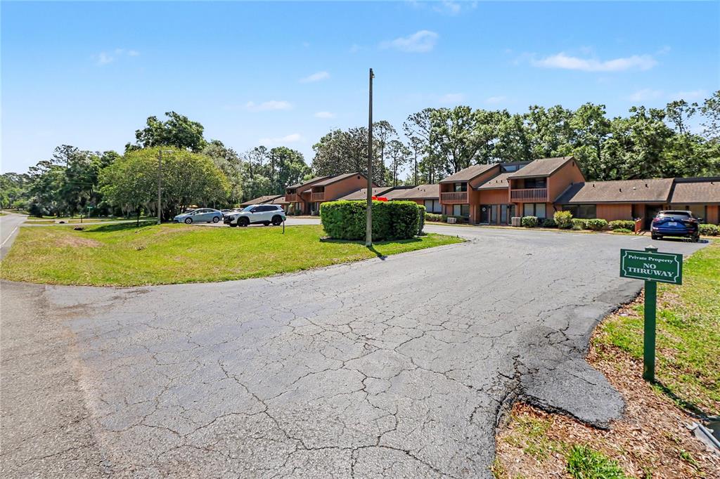 19660 Southwest 83rd Place Road, Unit C16 Dunnellon, FL 34432 - Photo 2 of 91