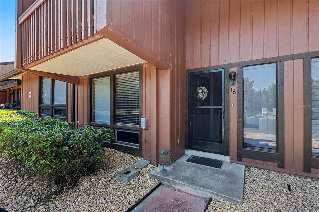 19660 Southwest 83rd Place Road, Unit C16 Dunnellon, FL 34432 - Photo 5 of 91