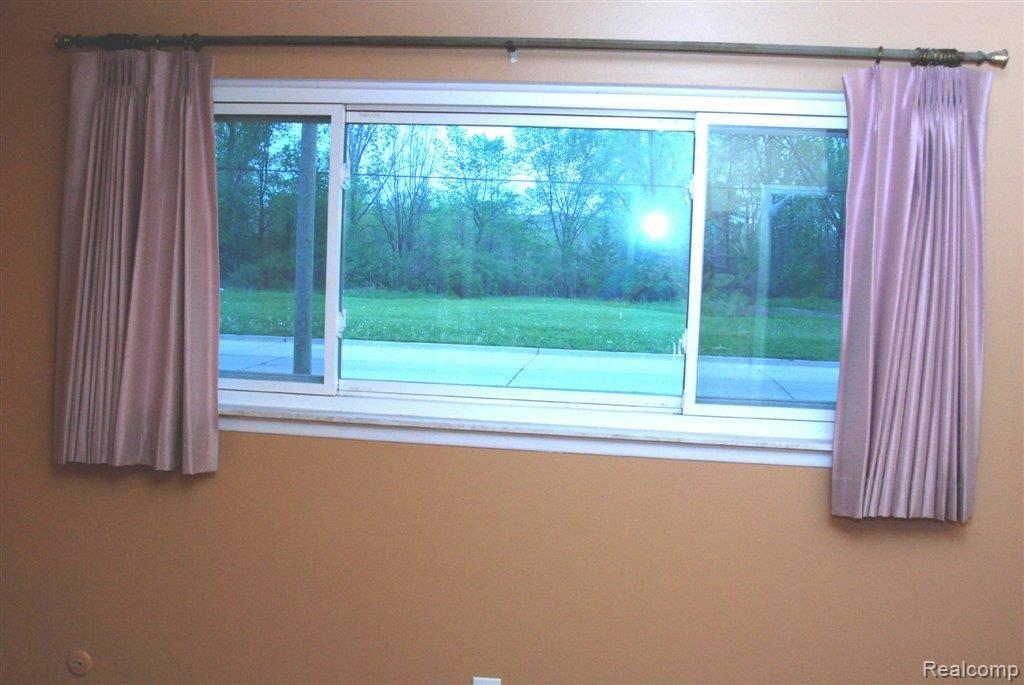 2427 Frazho Road Warren, MI 48091 - Photo 14 of 20 2427 Frazho MB View.JPG