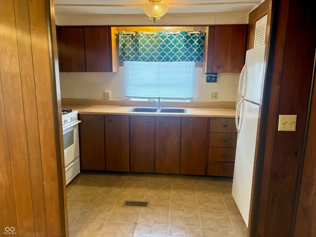 $79,900 | 454 Maple Street, Tipton, IN 46072