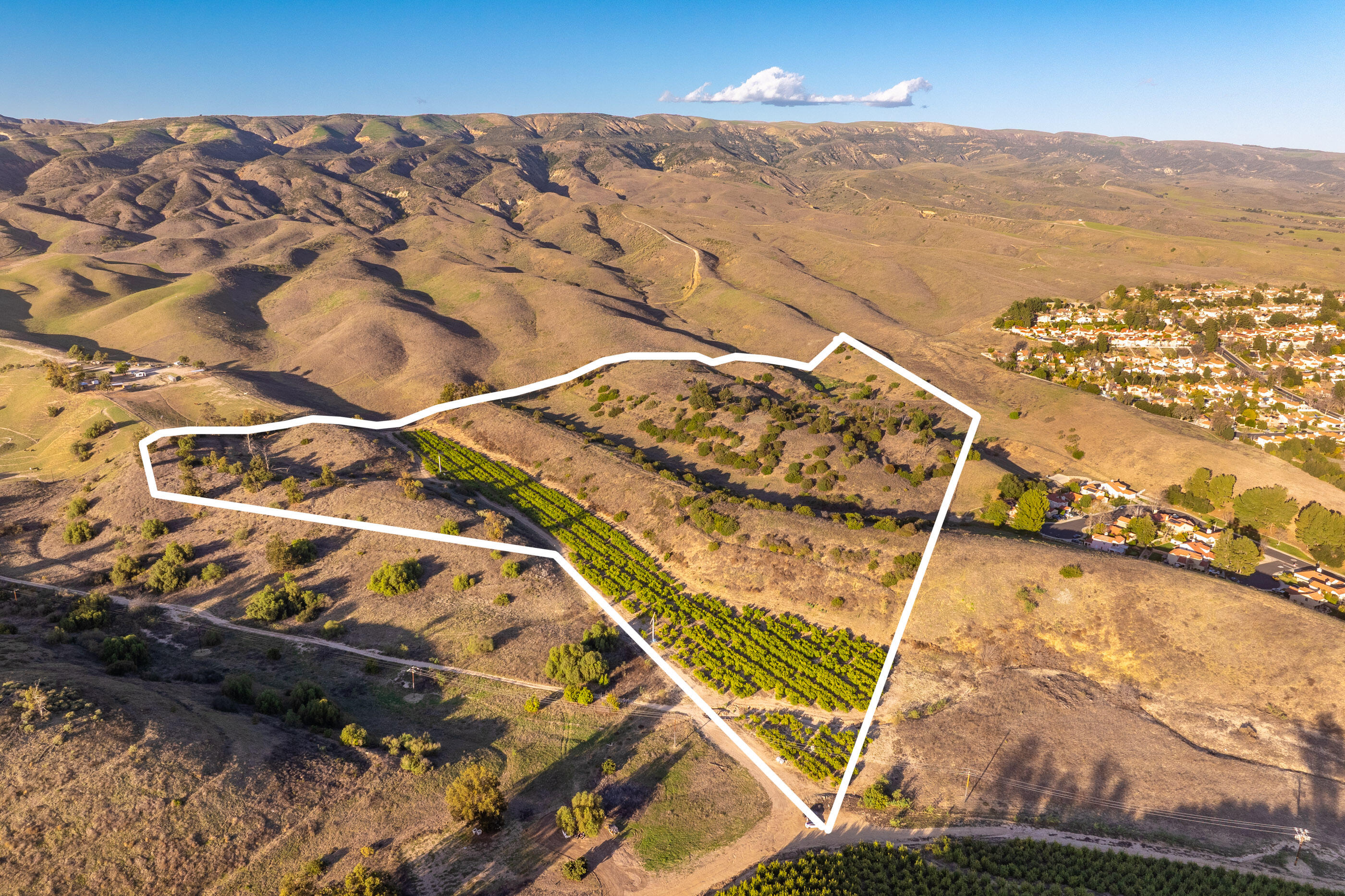 15299 Middle Ranch Road Moorpark, CA 93021 - Photo 2 of 32 15299 Middle Ranch Rd Moorpark-1