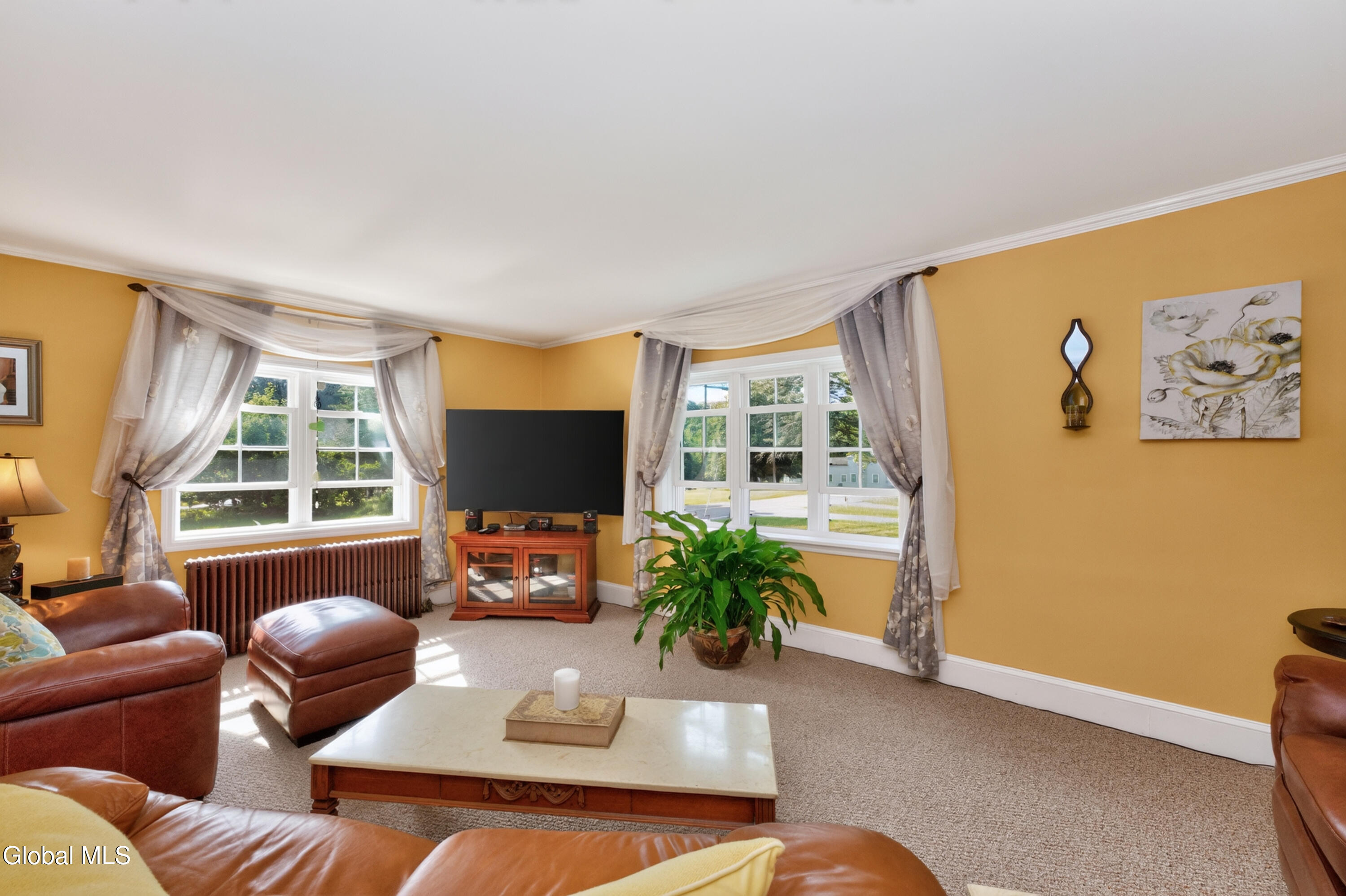 160 Hidley Road Wynantskill, NY 12198 - Photo 26 of 68 4 Livingroom 4
