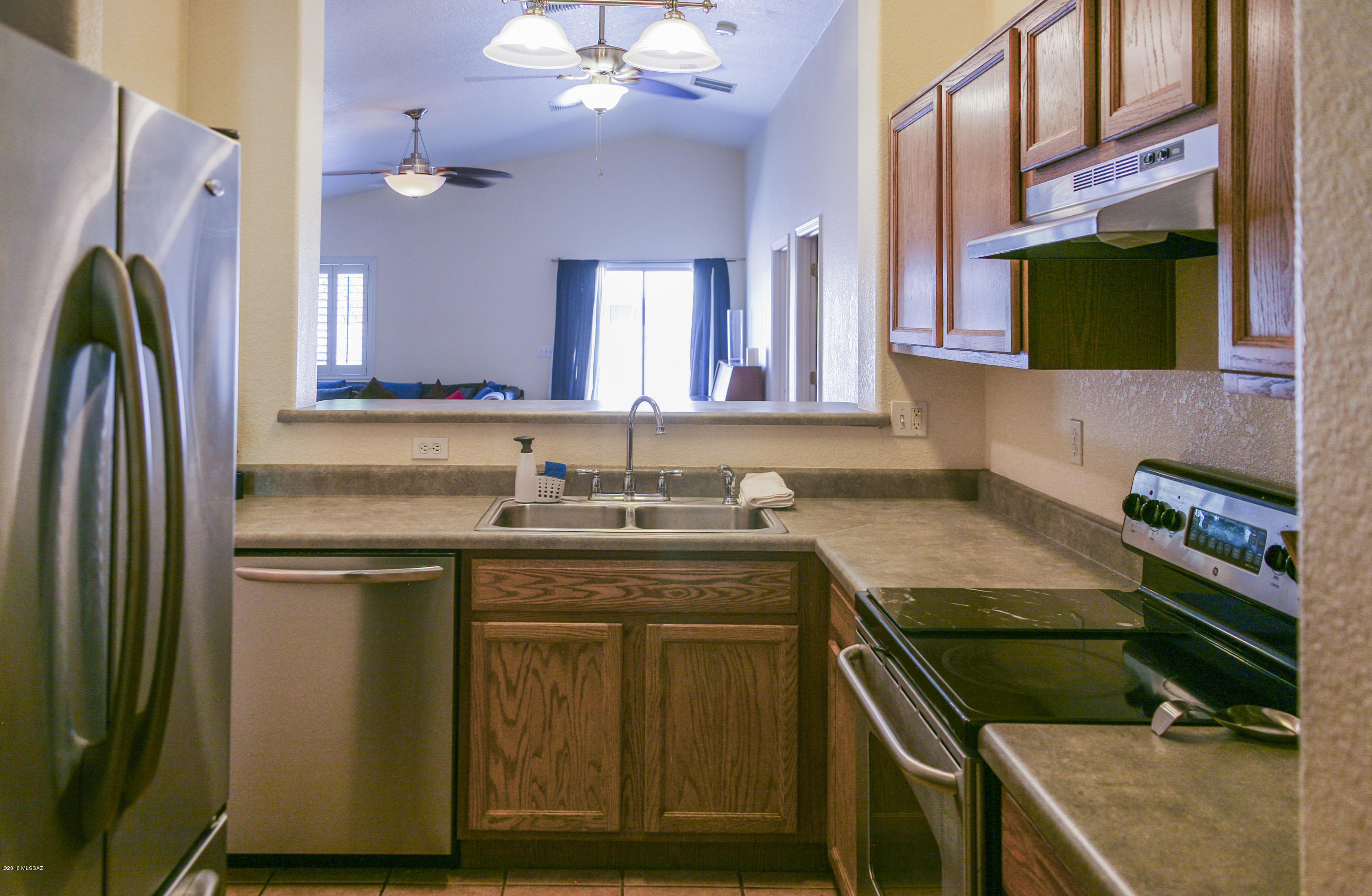 2422 West Rau River Road Tucson, AZ 85705 - Photo 4 of 18
