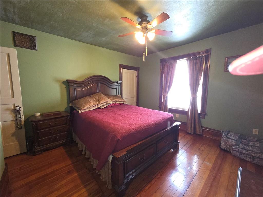 534 East Pearl Street Butler, PA 16001 - Photo 18 of 36